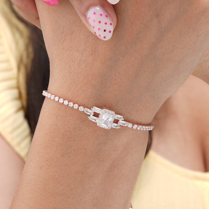 Esther Solitaire Bracelet - Swashaa