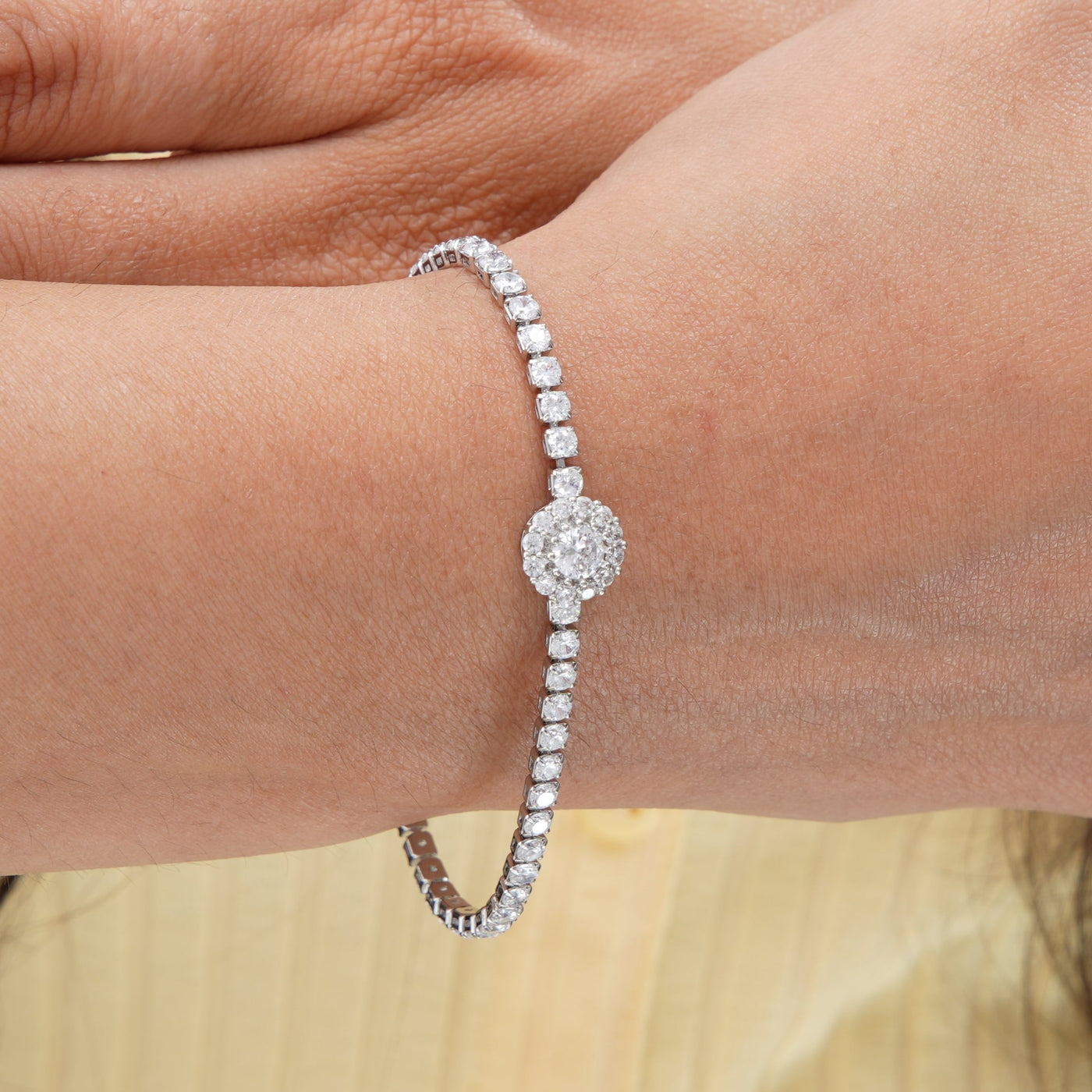 Teagan Bracelet - Swashaa