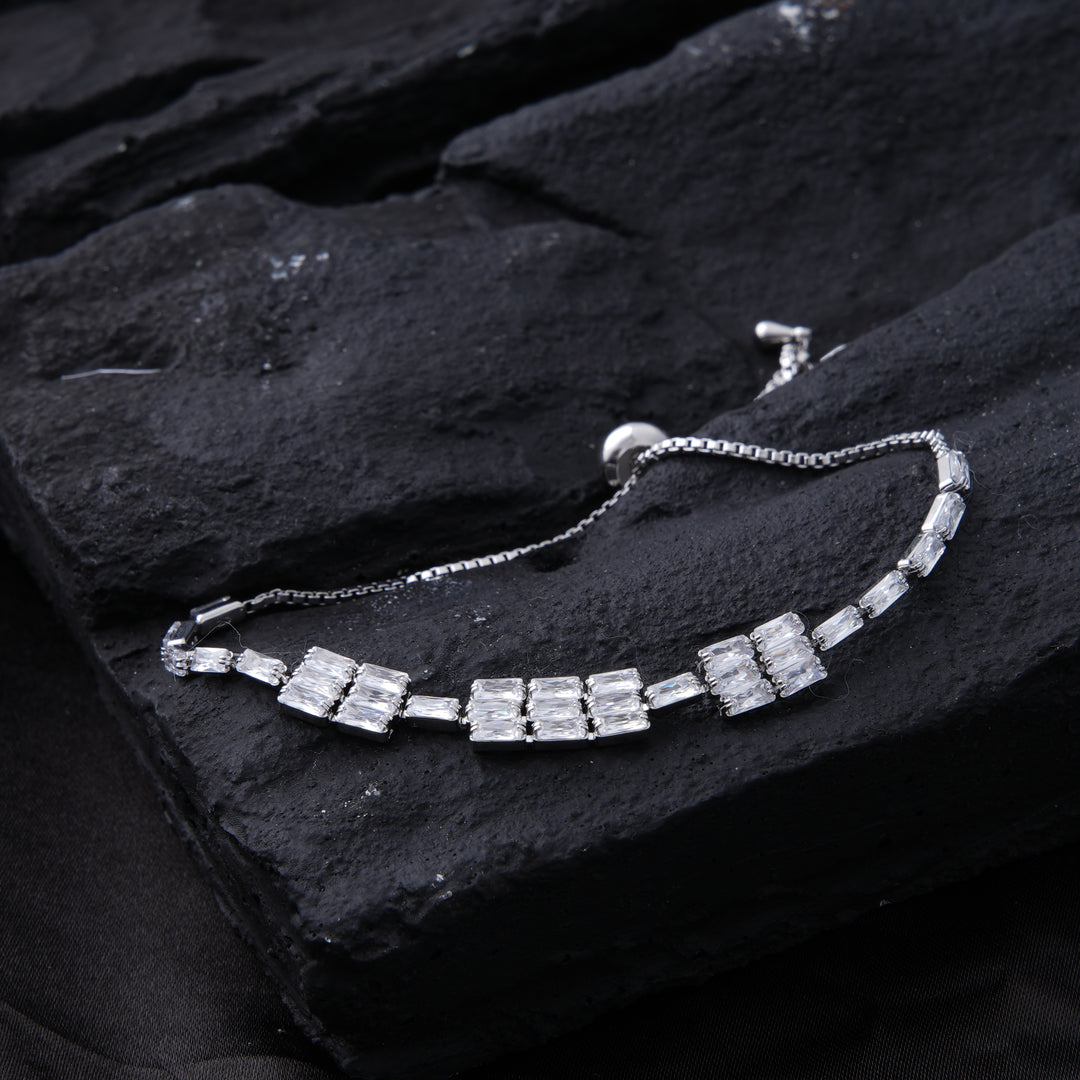 Roba Diamond Bracelet - Swashaa