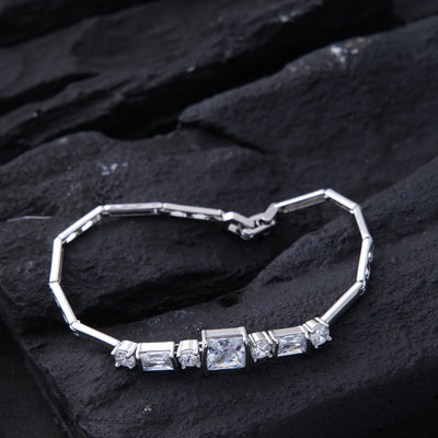 Nazni Diamond Bracelet