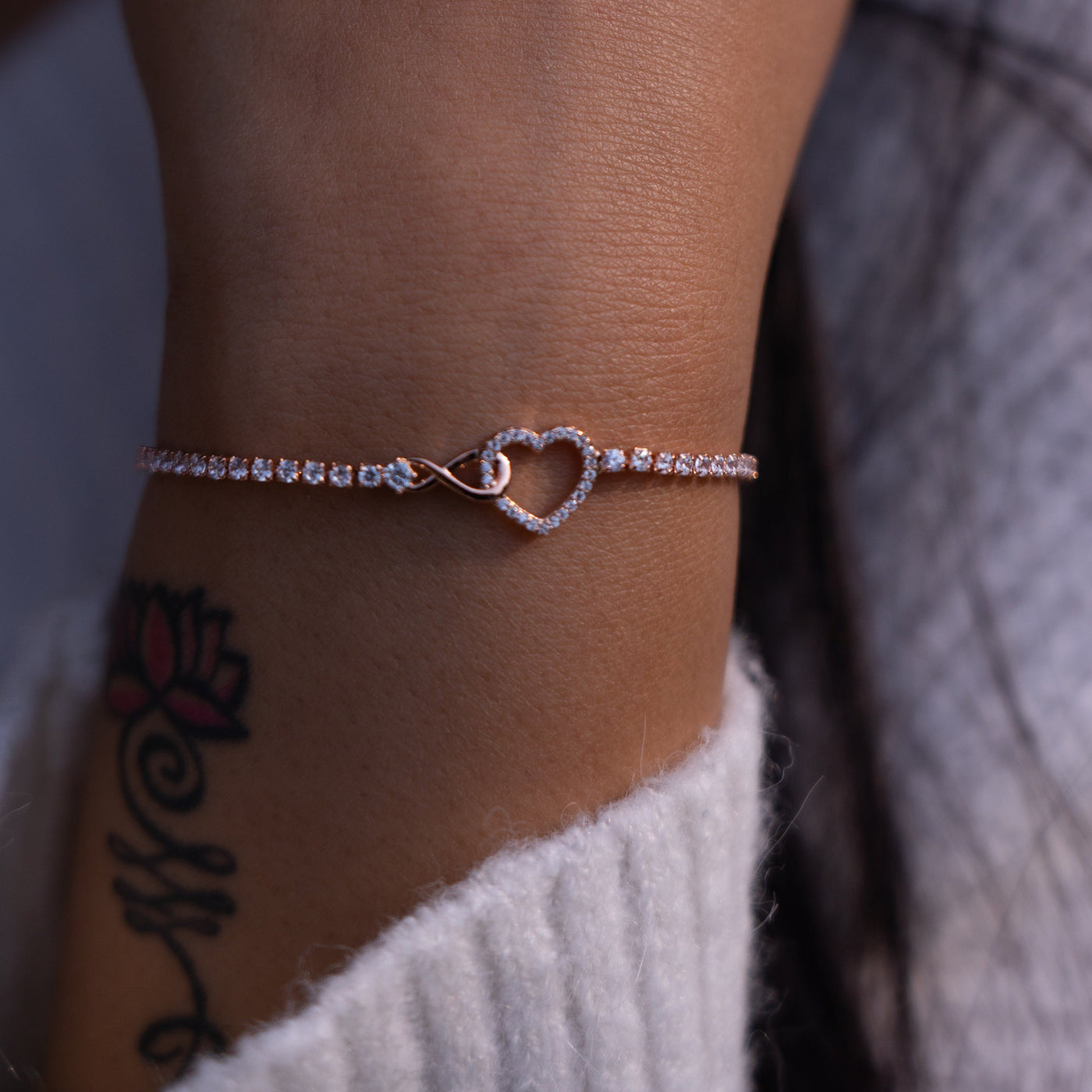 Heart Infinity Bracelet Video - SWASHAA